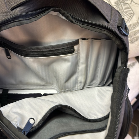 TaylorMade Players backpack - Picture 3 of 3